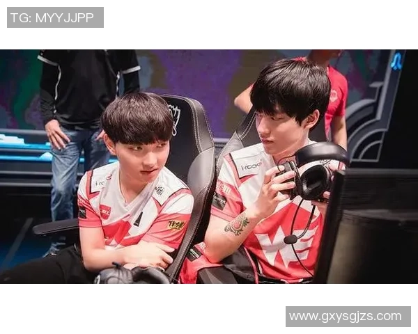 赛后分析:WE与V5对抗中个人能力的深度剖析与比较 赛后分析:WE与V5对抗中个人能力的深度剖析与比较