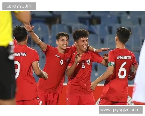 中国队与印度队激战在即球迷期待精彩对决与历史交锋 中国队与印度队激战在即球迷期待精彩对决与历史交锋